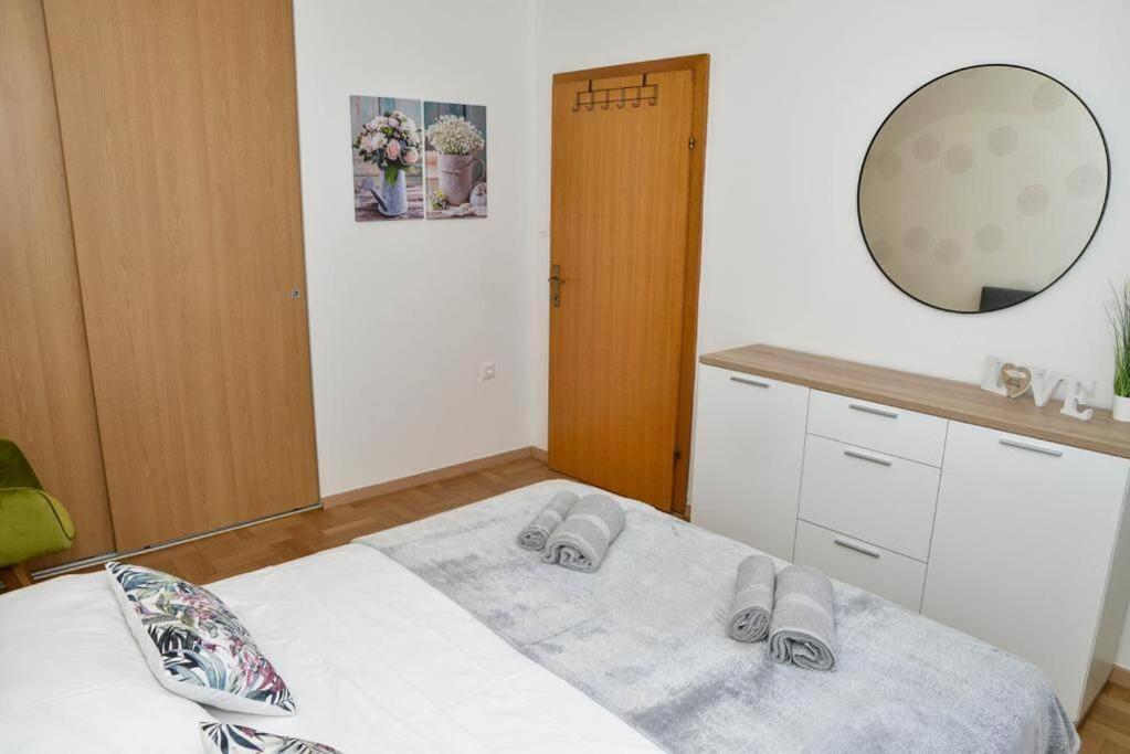 Apartment Longin ザダル エクステリア 写真